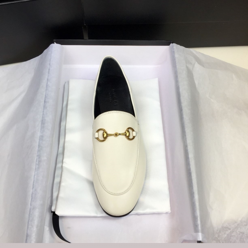 G*u*i leather shoes